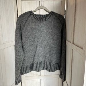 Banana republic 100% merino wool crewneck grey sweater womens size XL